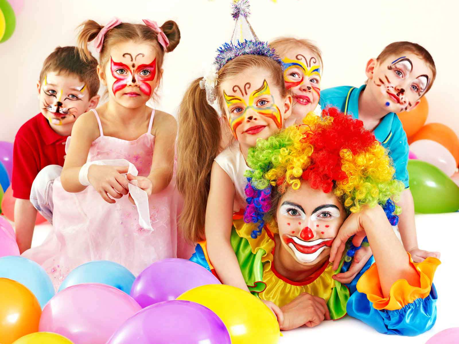Heyli organized Dress Up Party for nursery school children